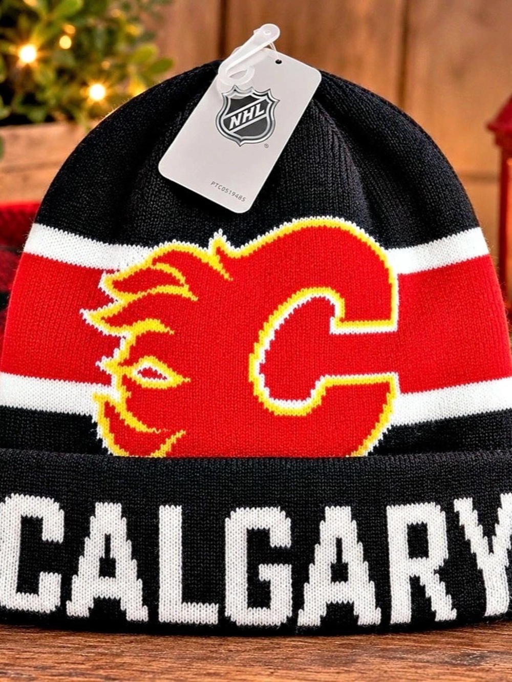 NHL Calgary Flames Cuffed Knit Beanie Black & Red
